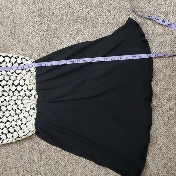 River Island Black And Beige Crochet Dress Size Small EUC - Picture 8 of 9